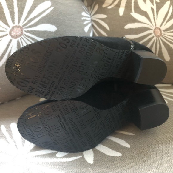 🖤 Suede Ankle Boot with Decorative Zipper Detail 🖤 - Picture 7 of 14